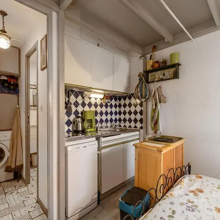 Studio For 4 With Mezzanine *